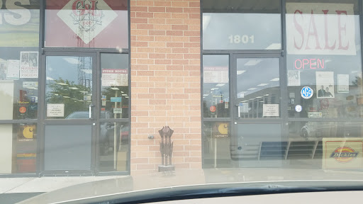 Clothing Store «G&L Clothing», reviews and photos, 1801 Ingersoll Ave, Des Moines, IA 50309, USA