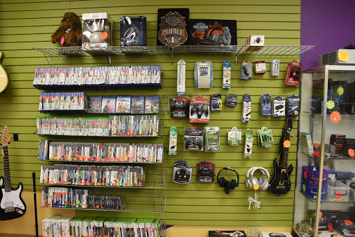 Pawn Shop «Money & More», reviews and photos, 1025 S Riverside Dr, Iowa City, IA 52246, USA