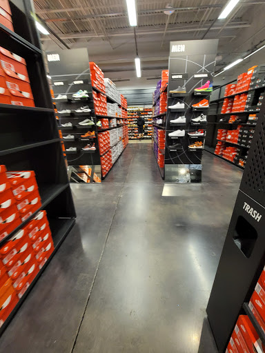 Sporting Goods Store «Nike Factory Store», reviews and photos, 20 City Blvd W #617, Orange, CA 92868, USA