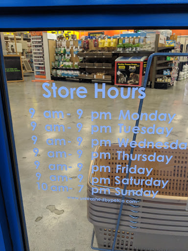 Pet Supply Store «Unleashed by Petco», reviews and photos, 1402 Wilshire Blvd, Santa Monica, CA 90403, USA