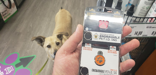 Pet Supply Store «Pet Supplies Plus», reviews and photos, 305 Sidney Baker St S #400, Kerrville, TX 78028, USA