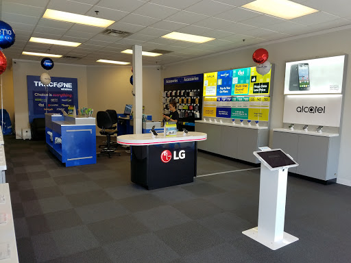 Cell Phone Store «Tracfone Wireless Exclusive Store (Cellphone Repair- iPhone Repair- Screen Repair)», reviews and photos, 10812 SE Oak St b, Portland, OR 97222, USA