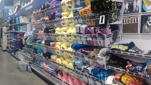 Variety Store «Five Below», reviews and photos, 231 Stafford Park Blvd, Manahawkin, NJ 08050, USA