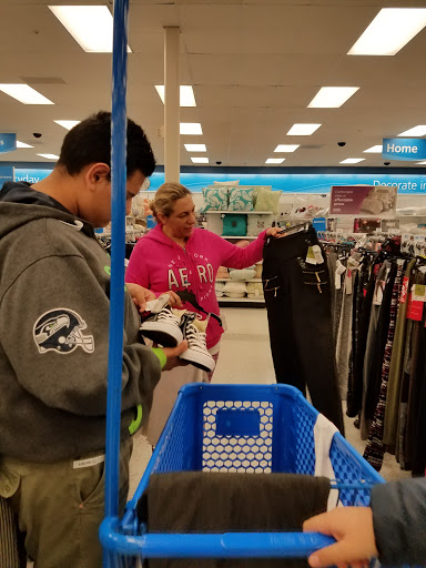 Clothing Store «Ross Dress for Less», reviews and photos, 5820 Lakewood Towne Center Blvd SW, Lakewood, WA 98499, USA