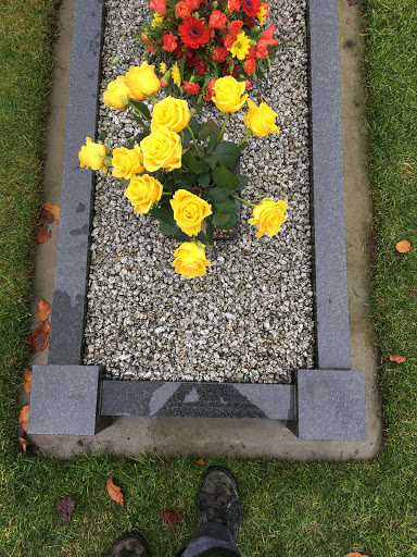 Headstone Cleaning Company
