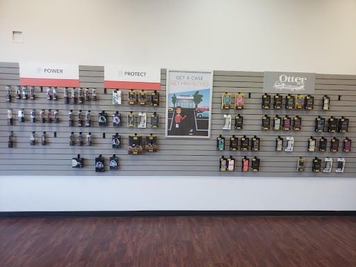 Mobile Phone Repair Shop «CPR Cell Phone Repair West Chester», reviews and photos, 7751 Cox Ln, West Chester Township, OH 45069, USA