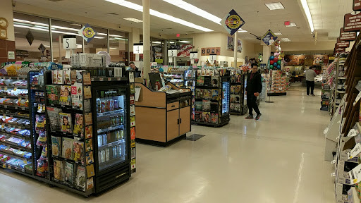 Supermarket «Big Y», reviews and photos, 772 N Main St, West Hartford, CT 06117, USA