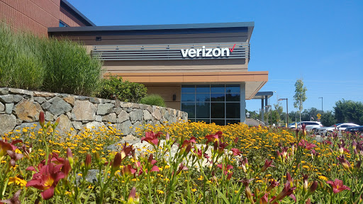 Cell Phone Store «Verizon Authorized Retailer – Cellular Sales», reviews and photos, 117 Tower Rd, Waltham, MA 02451, USA