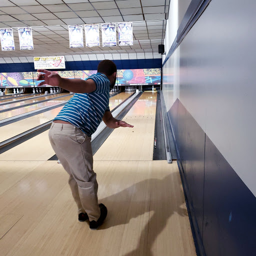 Bowling Alley «Broadway Sports Center», reviews and photos, 3500 Broadway, Cheektowaga, NY 14225, USA