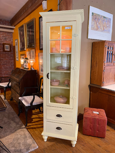 Consignment Shop «Consignment Gallery at 56», reviews and photos, 56 Sterling St, Clinton, MA 01510, USA