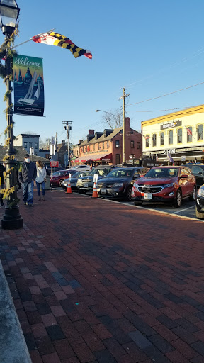 Dollar Store «Dollar Tree», reviews and photos, 3151 Solomons Island Rd, Edgewater, MD 21037, USA