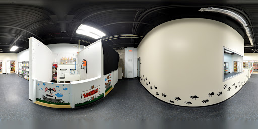 Pet Supply Store «EarthWise Pet Supply», reviews and photos, 6668 Thomasville Rd, Tallahassee, FL 32312, USA