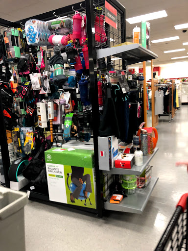 Department Store «T.J. Maxx», reviews and photos, 99 Gateway Dr, Mechanicsburg, PA 17055, USA