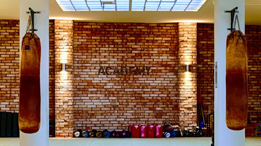 ACADEMY - Sportschule für Selbstverteidigung, Kampfsport und Functional Fitness