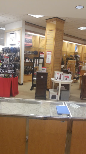 Department Store «JCPenney», reviews and photos, 501 Eagle Ridge Mall Ent, Lake Wales, FL 33859, USA