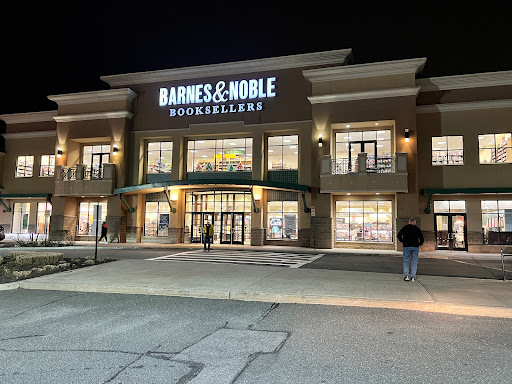 Book Store «Barnes & Noble», reviews and photos, 91 Old Country Rd, Carle Place, NY 11514, USA