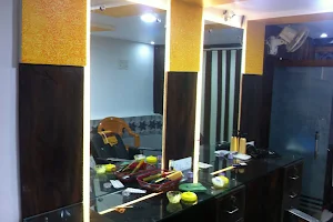 Aashiyana Beauty Salon & Collections image