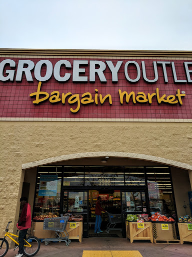 Grocery Store «Grocery Outlet Bargain Market», reviews and photos, 3566 W Shaw Ave, Fresno, CA 93711, USA
