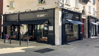 STUDIO 71 à Carpentras