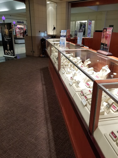 Jewelry Store «Zales - The Diamond Store», reviews and photos, 1665 State Hill Rd k-1, Wyomissing, PA 19610, USA