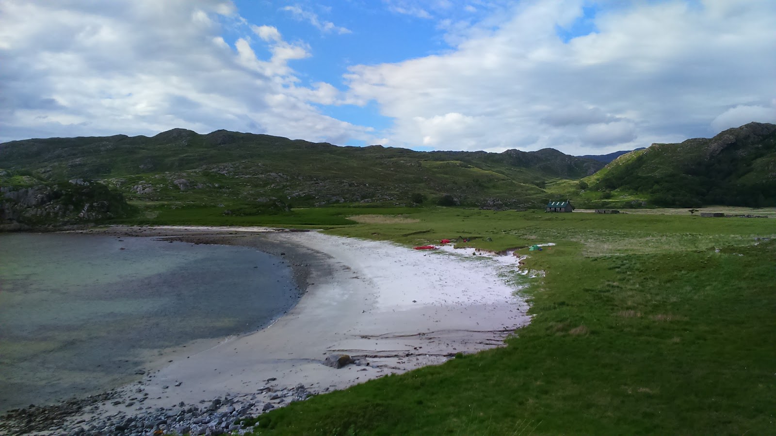 Foto av Peanmeanach Beach med rymlig strand