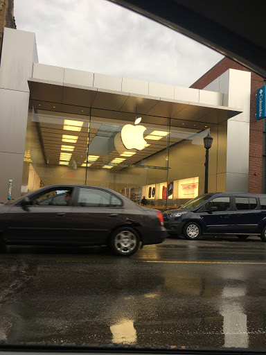 Computer Store «Apple Uptown», reviews and photos, 3018 Hennepin Ave, Minneapolis, MN 55408, USA
