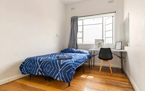 Richmond Private Rooms @ 151 Hoddle Homestay image