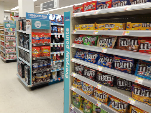 Drug Store «Walgreens», reviews and photos, 10425 Queens Blvd, Forest Hills, NY 11375, USA