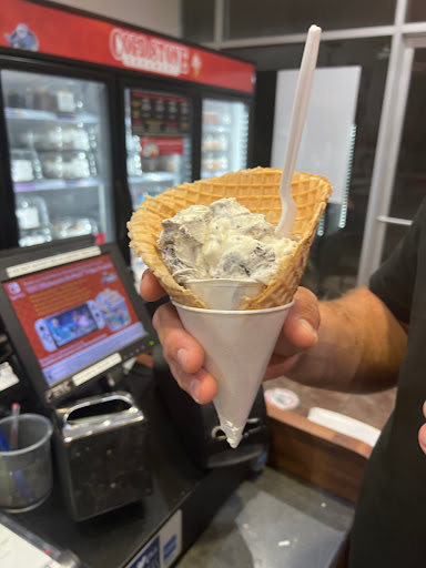 Ice Cream Shop «Cold Stone Creamery», reviews and photos, 9960 Southside Blvd #100, Jacksonville, FL 32256, USA