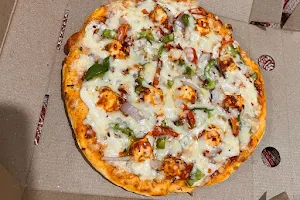 Delicious Pizza image