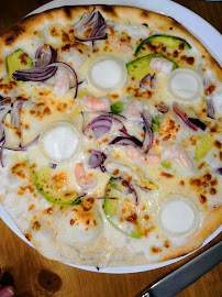 Pizza du Restaurant français LE GRIGNOTIN à Lézinnes - n°3