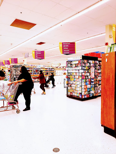 Grocery Store «Giant», reviews and photos, 6000 Greenbelt Rd # 3, Greenbelt, MD 20770, USA