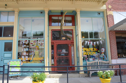 Gift Shop «Paper Moon», reviews and photos, 206 A St, McGregor, IA 52157, USA