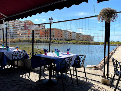 La Lanterna del Porto Via Darsena Orientale, 46, 81030 Castel Volturno CE, Italia