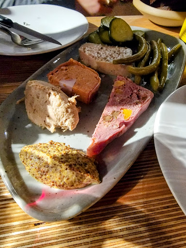 Wine Store «Dedalus Wine Shop, Market & Wine Bar», reviews and photos, 388 Pine St, Burlington, VT 05401, USA