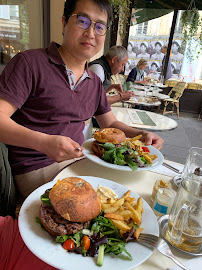 Hamburger du Restaurant Café Père Tanguy à Paris - n°4