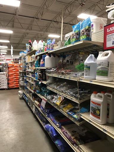 Home Improvement Store «Tractor Supply Co.», reviews and photos, 4601 E Grand River Ave, Howell, MI 48843, USA