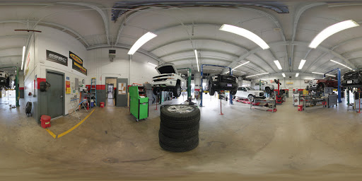 Truck Accessories Store «4 Wheel Parts Performance Center - McAllen, TX», reviews and photos, 2701 W Expy 83, McAllen, TX 78503, USA