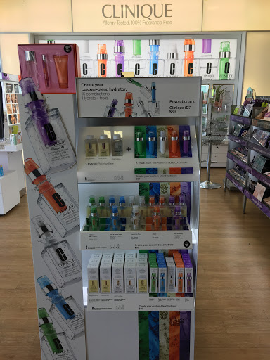 Hair Salon «Ulta Beauty», reviews and photos, 790 Iyannough Rd, Hyannis, MA 02601, USA