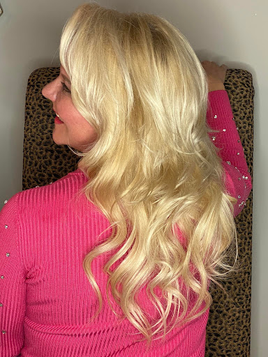 Beauty Salon «Mylinda Renay Salon Spa & Boutique», reviews and photos, 780 E Road to Six Flags St #240, Arlington, TX 76011, USA