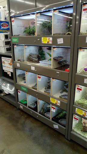 Pet Supply Store «Pet Supplies Plus», reviews and photos, 217 Indian Lake Blvd #200, Hendersonville, TN 37075, USA