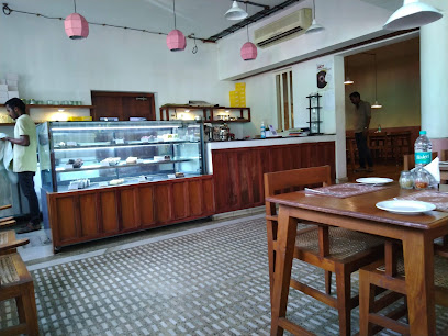 Cafe CakeBee - Door No : 56, Shop No : 3, 7th Cross, 56, Bharathi Park Rd, Saibaba Colony, Coimbatore, Tamil Nadu 641043, India