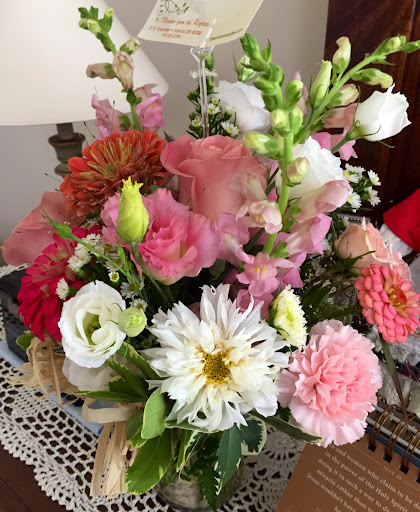 Florist «Flowers from the Rafters», reviews and photos, 27 N Broadway St, Lebanon, OH 45036, USA