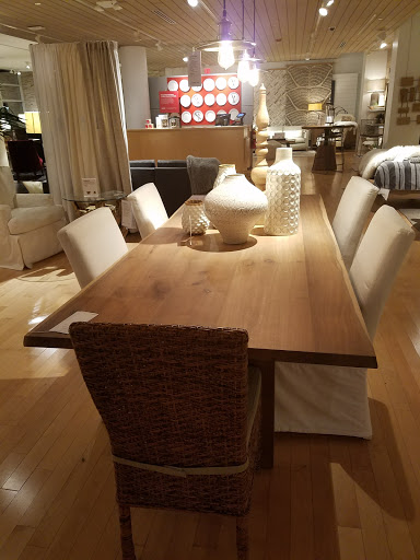 Furniture Store «Crate and Barrel», reviews and photos, 4589 La Jolla Village Dr, San Diego, CA 92122, USA