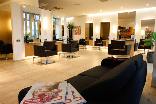 STURMAYR Coiffeure, Alpenstraße In Salzburg