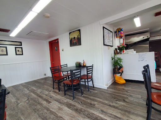 Liquor Store «Silview Liquor Store», reviews and photos, 805 W Newport Pike, Wilmington, DE 19804, USA