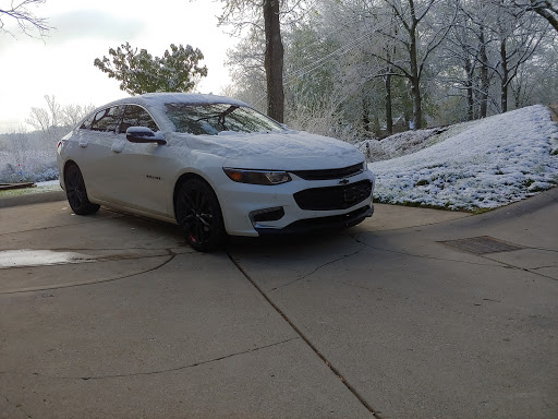 Used Car Dealer «Unlimited Motors», reviews and photos, 17317 Westfield Park Rd, Westfield, IN 46074, USA