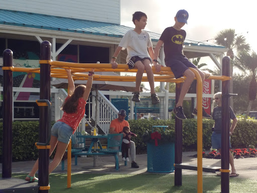 Outlet Mall «Sanibel Outlets», reviews and photos, 20350 Summerlin Rd, Fort Myers, FL 33908, USA