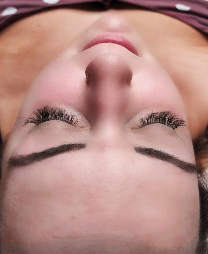 Artistic Creations Salon & Spa 03087