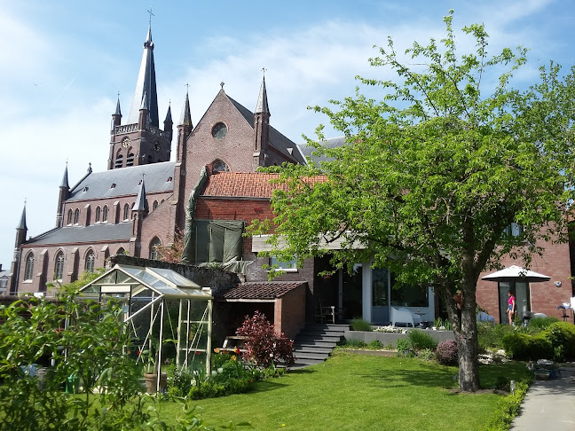 Kerkplein, 8810 Lichtervelde, België